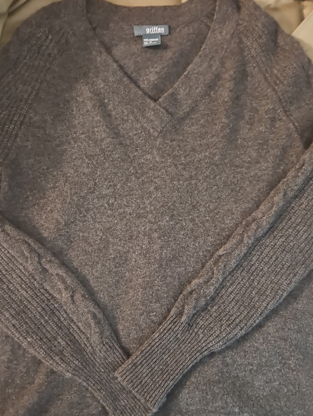 Womens Dark Gray V-Neck Cashmere Sweater Sz M